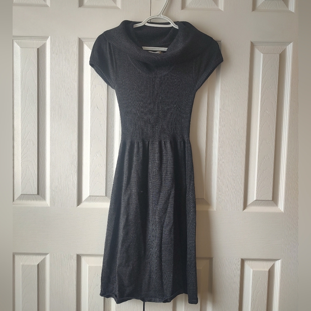 XS Calvin Klein Short Sleeve Dress